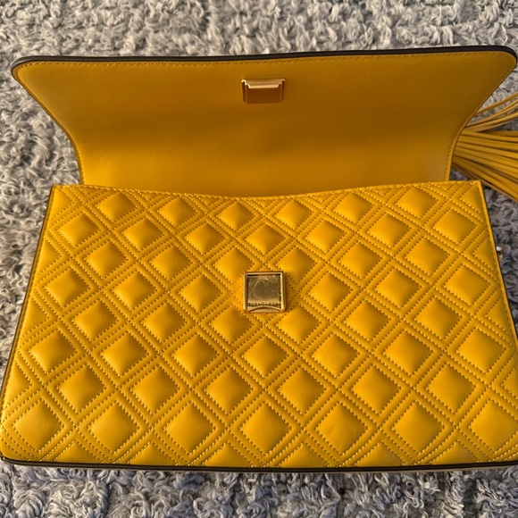 Tory Burch Yellow Shoulder Bag - Picture 3 of 5